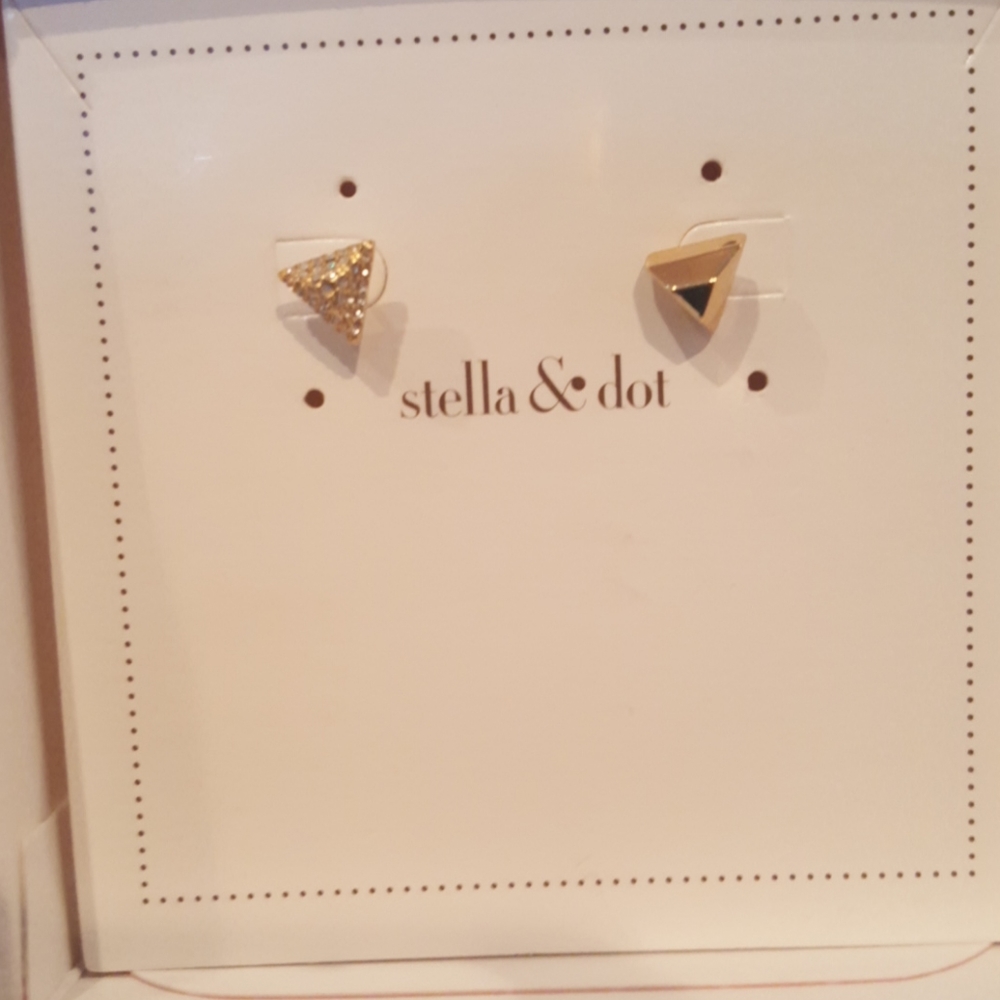 Stella & Dot Deja vu stud